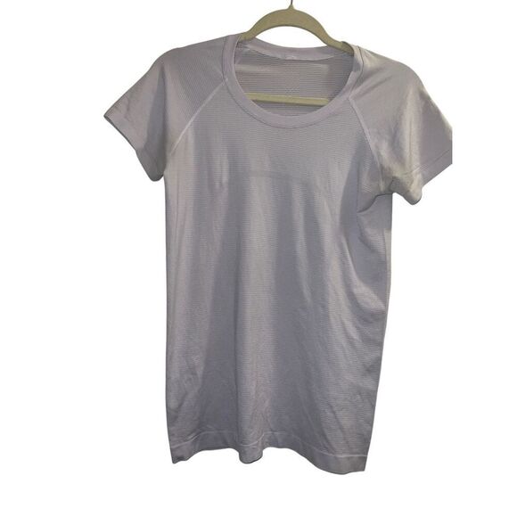 ✨Lululemon Swiftly Tech Short Sleeve Sz 8 Lavender Shirt 2.0✨ - Picture 5 of 9